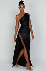 Skye Milano | Abito Maxi a Spalla Scoperta